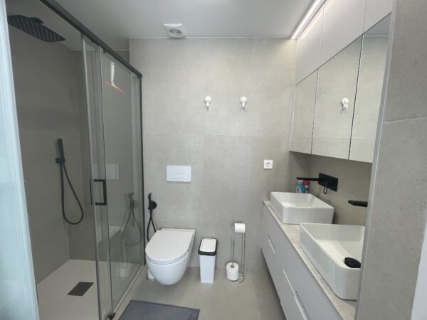 SUPER TOP FLOOR APART LLANA BEACH (3)