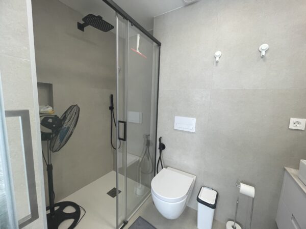 SUPER TOP FLOOR APART LLANA BEACH (6)