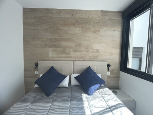 SUPER TOP FLOOR APART LLANA BEACH (81)